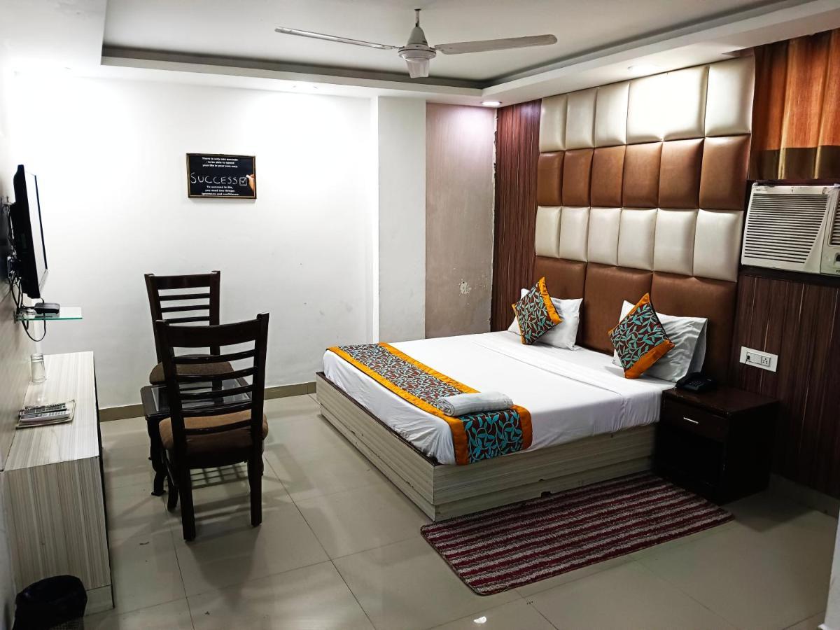 Hotel Krone Near Igi Airport Delhi 뉴델리 외부 사진